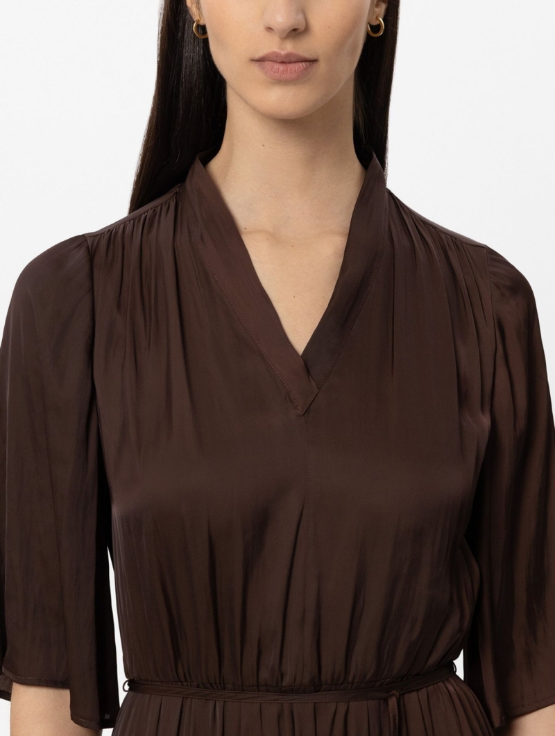 Satin-Kleid mit Saumvolants 