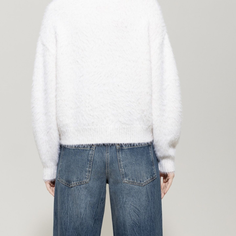 V-Neck-Pullover in Fell-Optik