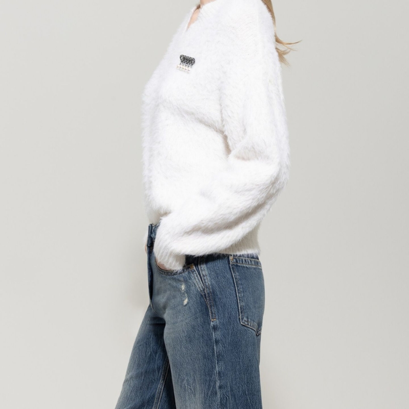 V-Neck-Pullover in Fell-Optik