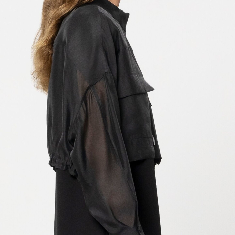 Overshirt-Bluse mit Stehkragen