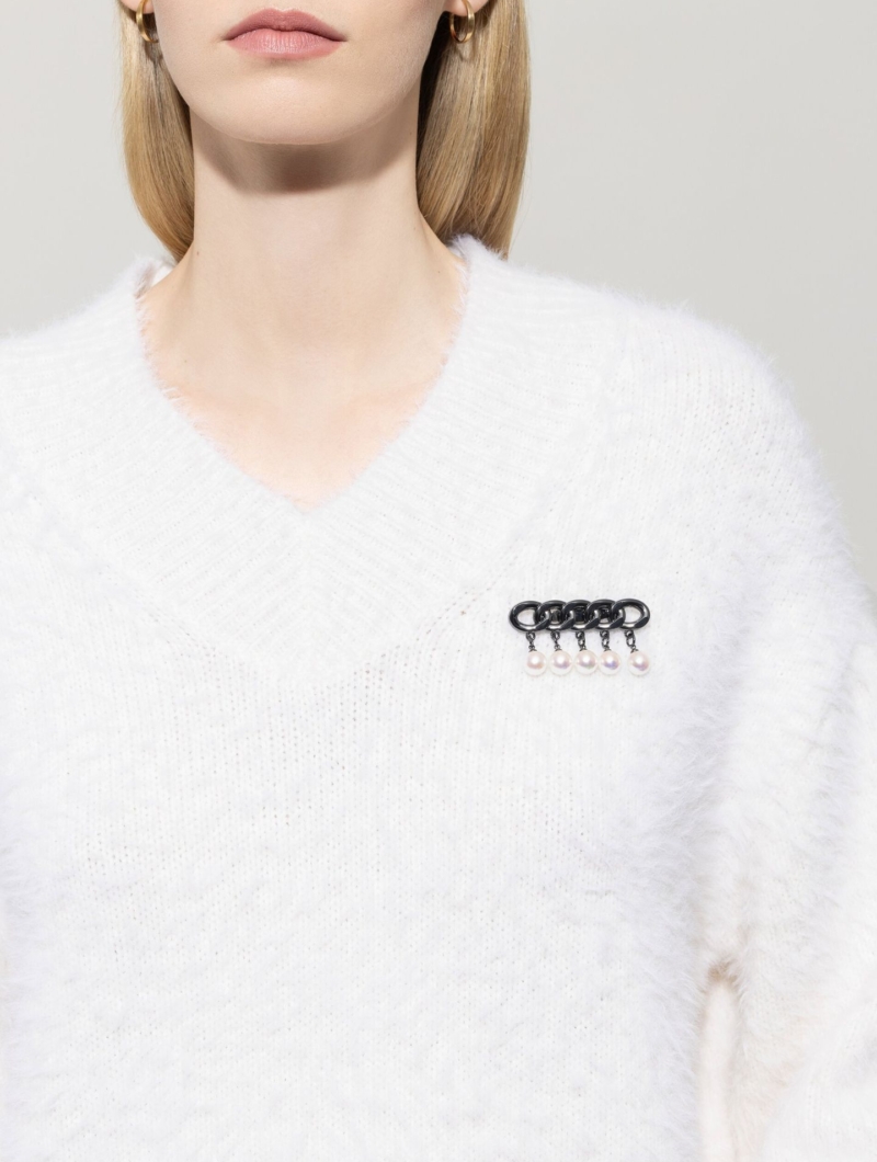 V-Neck-Pullover in Fell-Optik 