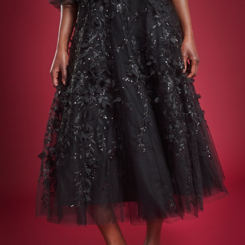 Atemberaubendes Abendkleid mit Ärmel